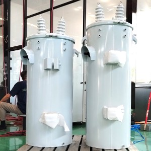 မြောက်အမေရိကတွင် သမားရိုးကျ 250kva 100kva Overhead Single Phase Pole Mounted Transformer5