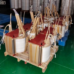 IEEE/ANSI 57.12.90 II0 II6 Connection 25 kVA 2400V ad 416V Single Phase Pad Mounted Transformer5